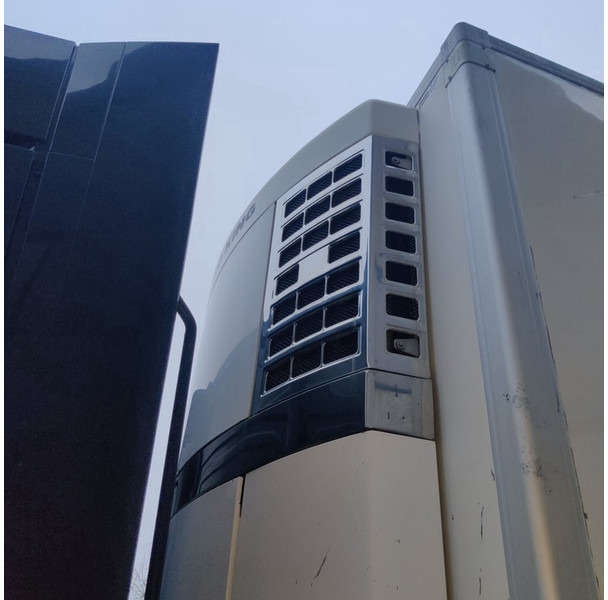 Samro FRIGO - Chladírenský nákladní automobil: obrázek 2 Samro FRIGO - Chladírenský nákladní automobil: obrázek 2