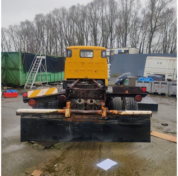 Scania 110 - Sklápěč: obrázek 4 Scania 110 - Sklápěč: obrázek 4