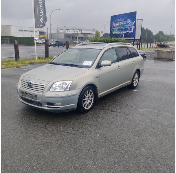 Toyota Avensis - Osobní auto: obrázek 3 Toyota Avensis - Osobní auto: obrázek 3