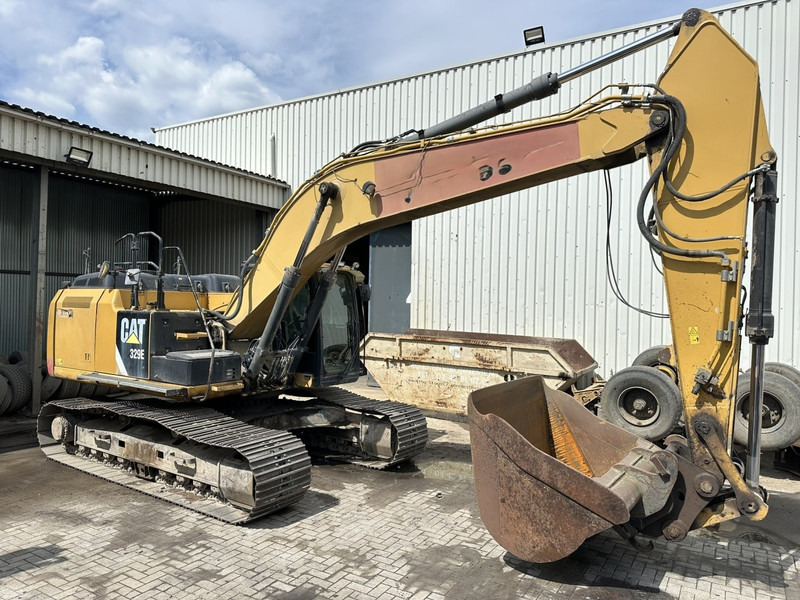 Caterpillar 329E L FULL HYDR - QUICK HITCH / SNELWISSEL - 29.7T - 179kW - 11.905h - CAMERA - A/C - BE MACHINE - Pásové rýpadlo: obrázek 1 Caterpillar 329E L FULL HYDR - QUICK HITCH / SNELWISSEL - 29.7T - 179kW - 11.905h - CAMERA - A/C - BE MACHINE - Pásové rýpadlo: obrázek 1