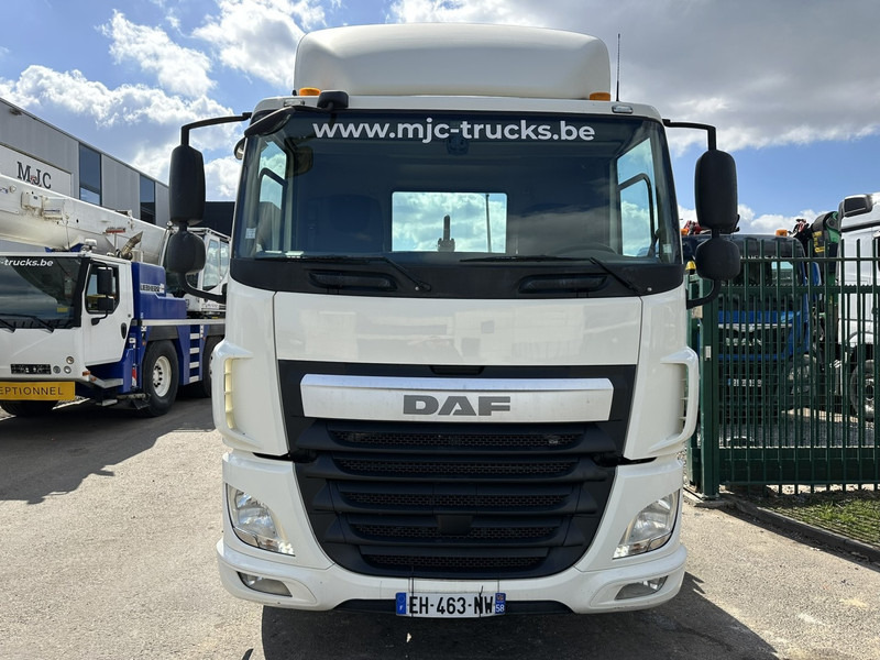 DAF CF 460 4x2 19T MARREL ABROLLKIPPER HAKEN - 5.10M + 1.30M Ausziehbarer Stoßstange - EURO 6 - 13L ENGINE - ZF AUTO - Hákový nosič kontejnerů: obrázek 2 DAF CF 460 4x2 19T MARREL ABROLLKIPPER HAKEN - 5.10M + 1.30M Ausziehbarer Stoßstange - EURO 6 - 13L ENGINE - ZF AUTO - Hákový nosič kontejnerů: obrázek 2