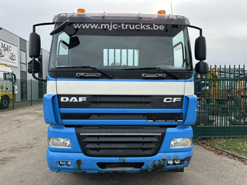 DAF CF 85.360 8x2 PLATFORM 7m35 + CRANE EFFER 165-3S + RADIO - MANUAL GEARBOX ZF - EURO 5 - BE TRUCK - Auto s hydraulickou rukou: obrázek 3 DAF CF 85.360 8x2 PLATFORM 7m35 + CRANE EFFER 165-3S + RADIO - MANUAL GEARBOX ZF - EURO 5 - BE TRUCK - Auto s hydraulickou rukou: obrázek 3