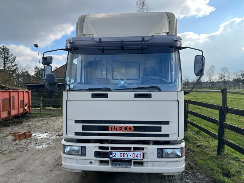Iveco 120E18 - 3 HORSES - MANUAL - STEEL SUSPENSION - Auto na přepravu koní: obrázek 3 Iveco 120E18 - 3 HORSES - MANUAL - STEEL SUSPENSION - Auto na přepravu koní: obrázek 3