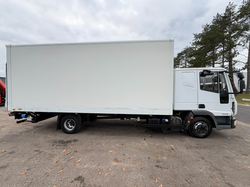 Iveco EUROCARGO 80E18 CLOSED BOX 6m00 x 2m49 x 2m37 - EURO 5 - *176.000km* - TAILLIFT - MANUAL - BE TRUCK - Skříňový nákladní auto: obrázek 4 Iveco EUROCARGO 80E18 CLOSED BOX 6m00 x 2m49 x 2m37 - EURO 5 - *176.000km* - TAILLIFT - MANUAL - BE TRUCK - Skříňový nákladní auto: obrázek 4