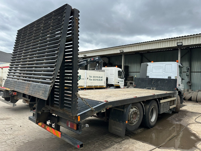 Iveco STRALIS 270 6x2 OPRIJWAGEN / AUTOTRANSPORTER / MACHINE CARRIER + WINCH + RAMPS - *127.000km* - BE TRUCK - Přepravník automobilů: obrázek 4 Iveco STRALIS 270 6x2 OPRIJWAGEN / AUTOTRANSPORTER / MACHINE CARRIER + WINCH + RAMPS - *127.000km* - BE TRUCK - Přepravník automobilů: obrázek 4