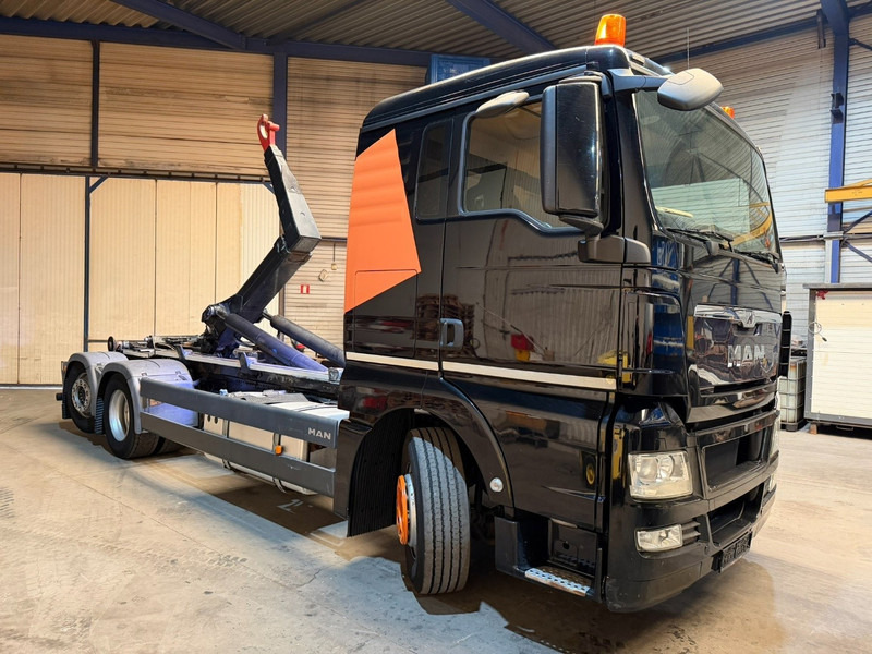 MAN TGX 26.400 6X2 + HOOKLIFT PALIFT 20T - LIFT + STEERING AXLE - EURO 5 - SLEEPERCAB - BE TRUCK - Hákový nosič kontejnerů: obrázek 2 MAN TGX 26.400 6X2 + HOOKLIFT PALIFT 20T - LIFT + STEERING AXLE - EURO 5 - SLEEPERCAB - BE TRUCK - Hákový nosič kontejnerů: obrázek 2