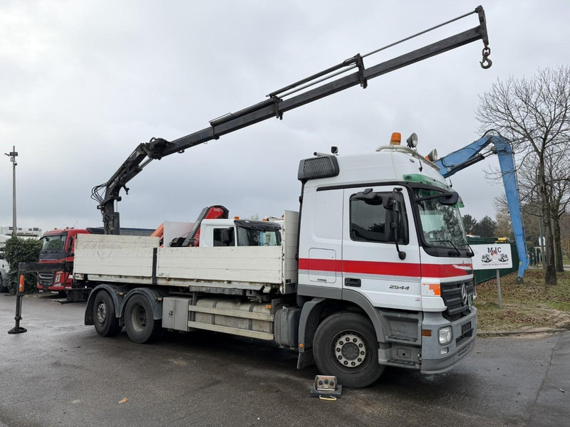 Mercedes-Benz ACTROS 2544 6x2 MP2 + CRANE ATLAS 165.2E (3x HYDR) - RADIO - *FULL AIR* - LIFT + STEERING AXLE - *299.000km* - PLATFORM 6m50 - Auto s hydraulickou rukou: obrázek 1 Mercedes-Benz ACTROS 2544 6x2 MP2 + CRANE ATLAS 165.2E (3x HYDR) - RADIO - *FULL AIR* - LIFT + STEERING AXLE - *299.000km* - PLATFORM 6m50 - Auto s hydraulickou rukou: obrázek 1