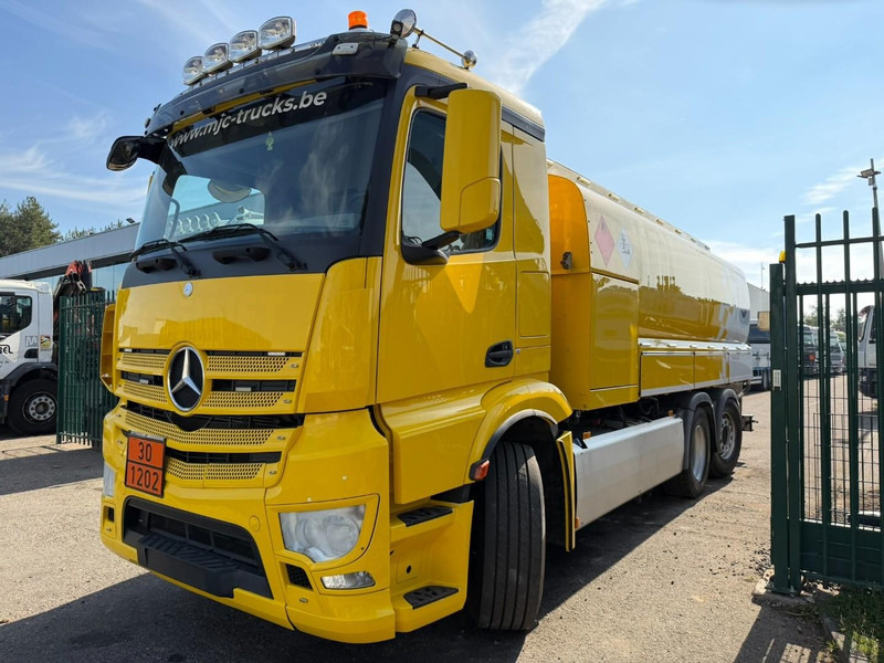Mercedes-Benz ANTOS 2632 6x2 FUEL TANKER 16.000L - 4 COMP - DIESEL / PETROL - RETARDER - EURO 6 - LIFT / STEERING AXLE - *FULL AIR* - BE TRUCK - Cisternové vozidlo: obrázek 3 Mercedes-Benz ANTOS 2632 6x2 FUEL TANKER 16.000L - 4 COMP - DIESEL / PETROL - RETARDER - EURO 6 - LIFT / STEERING AXLE - *FULL AIR* - BE TRUCK - Cisternové vozidlo: obrázek 3