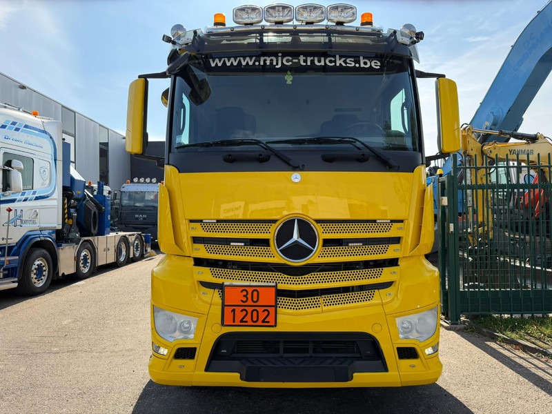Mercedes-Benz ANTOS 2632 6x2 FUEL TANKER 16.000L - 4 COMP - DIESEL / PETROL - RETARDER - EURO 6 - LIFT / STEERING AXLE - *FULL AIR* - BE TRUCK - Cisternové vozidlo: obrázek 2 Mercedes-Benz ANTOS 2632 6x2 FUEL TANKER 16.000L - 4 COMP - DIESEL / PETROL - RETARDER - EURO 6 - LIFT / STEERING AXLE - *FULL AIR* - BE TRUCK - Cisternové vozidlo: obrázek 2