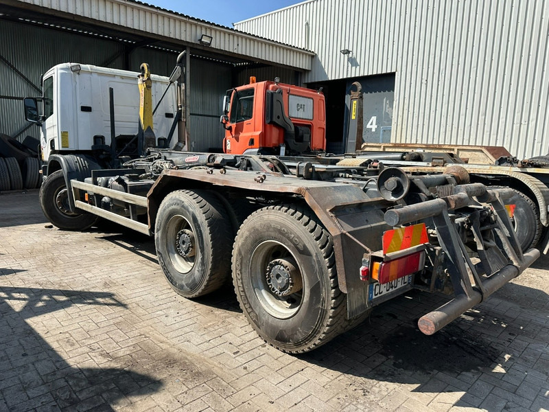 Scania 114C-340 6x4 HOOKLIFT 20T GANCHO - SPRING / BALLESTAS - MANUAL - EURO 3 - FR TRUCK - Hákový nosič kontejnerů: obrázek 3 Scania 114C-340 6x4 HOOKLIFT 20T GANCHO - SPRING / BALLESTAS - MANUAL - EURO 3 - FR TRUCK - Hákový nosič kontejnerů: obrázek 3