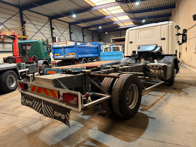 Scania P310 4x2 CHASSIS - ADR (ex tanker) - *322.000km* - AIR SUSPENSION - MANUAL - BE TRUCK - Podvozek s kabinou: obrázek 4 Scania P310 4x2 CHASSIS - ADR (ex tanker) - *322.000km* - AIR SUSPENSION - MANUAL - BE TRUCK - Podvozek s kabinou: obrázek 4
