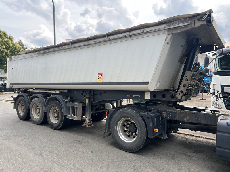 Schmitz Cargobull SKI 24 3-AXLES SAF - STEEL BODY / ALU TIPPER - GOOD CONDITION - Sklápěcí návěs: obrázek 5 Schmitz Cargobull SKI 24 3-AXLES SAF - STEEL BODY / ALU TIPPER - GOOD CONDITION - Sklápěcí návěs: obrázek 5