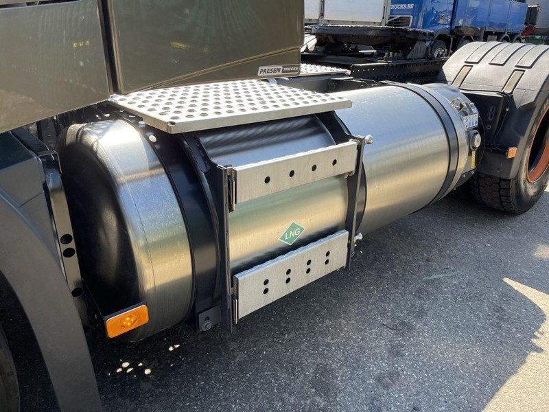 Tahač Volvo FH 460 LNG GAS ADR - ACC - Dynamic Steering - I-park Cool - Lane Keeping Support - collision warning - leather - ... BE Truck: obrázek 7 Tahač Volvo FH 460 LNG GAS ADR - ACC - Dynamic Steering - I-park Cool - Lane Keeping Support - collision warning - leather - ... BE Truck: obrázek 7