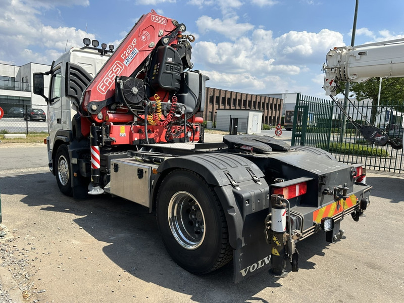 Volvo FM 400 TRACTOR + CRANE FASSI F260BXP.25 - 5x / RADIO - EURO 4 - I SHIFT - A/C - BE TRUCK - Tahač: obrázek 5 Volvo FM 400 TRACTOR + CRANE FASSI F260BXP.25 - 5x / RADIO - EURO 4 - I SHIFT - A/C - BE TRUCK - Tahač: obrázek 5