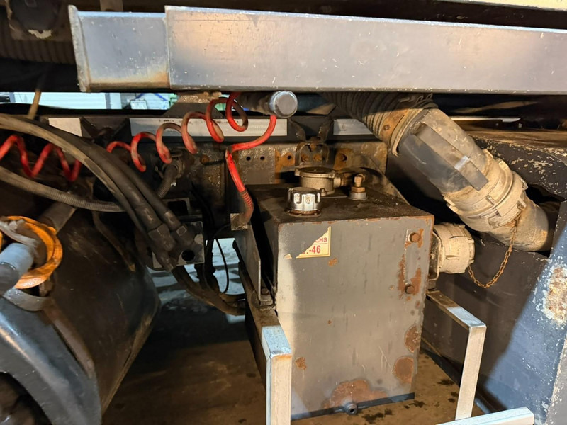 Plachtový nákladní auto Volvo FH 460 8x4 TRIDEM CURTAINSIDE BOX 8m50 / BDF / SILO COMPRESSOR - *FULL AIR* - EURO 6 - LIFT + STEERING AXLE - BE TRUCK: obrázek 14