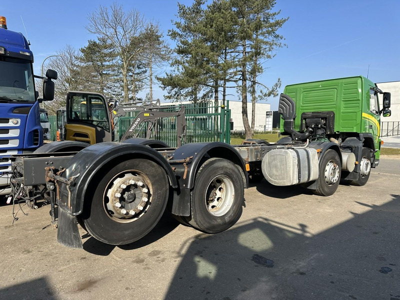 Volvo FM 340 8x2 CHASSIS (7m35) - LIFT+STEERING AXLE - MANUAL GEARBOX - EURO 3 - TÜV 05/2025 - BE TRUCK - Podvozek s kabinou: obrázek 5 Volvo FM 340 8x2 CHASSIS (7m35) - LIFT+STEERING AXLE - MANUAL GEARBOX - EURO 3 - TÜV 05/2025 - BE TRUCK - Podvozek s kabinou: obrázek 5