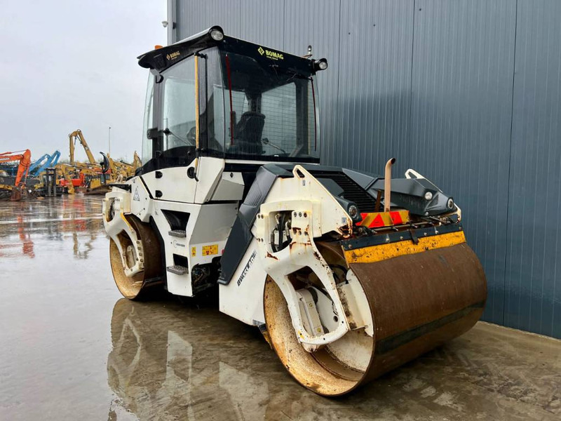 Bomag BW151AD-5 - Válec: obrázek 2 Bomag BW151AD-5 - Válec: obrázek 2