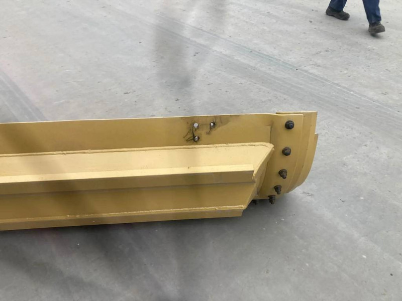 Cat 120M3 Moldboard - Radlice pro Stavební technika: obrázek 3 Cat 120M3 Moldboard - Radlice pro Stavební technika: obrázek 3