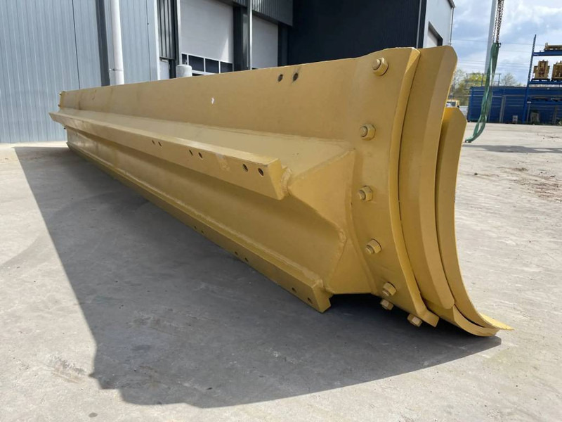 Cat 140G Moldboard - Radlice pro Stavební technika: obrázek 5 Cat 140G Moldboard - Radlice pro Stavební technika: obrázek 5