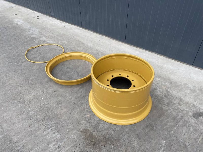 Cat 140H / 140M / 140K / 160H / 160M Rim - Pneumatiky a ráfky pro Stavební technika: obrázek 1 Cat 140H / 140M / 140K / 160H / 160M Rim - Pneumatiky a ráfky pro Stavební technika: obrázek 1