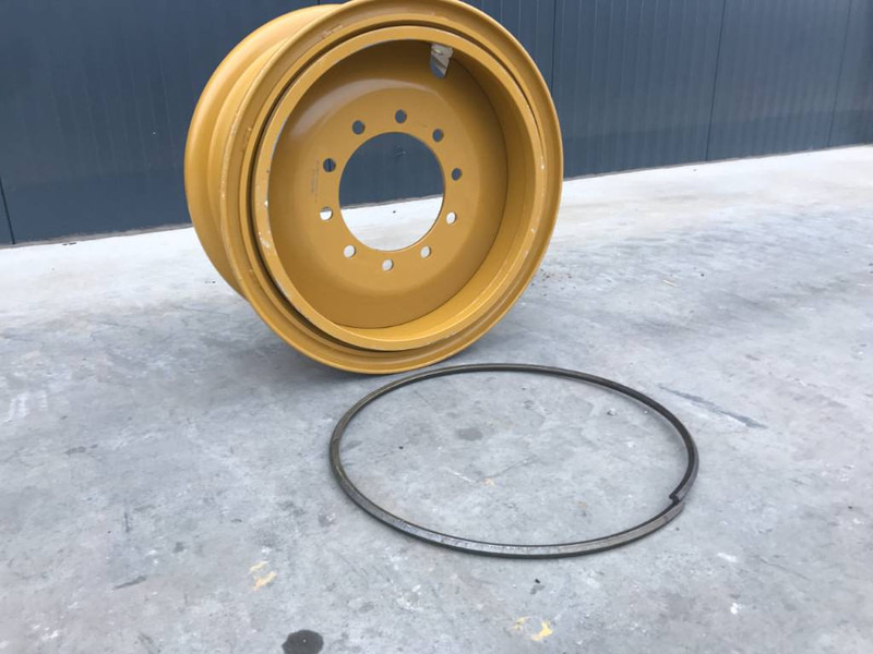 Cat 140H Rims - Pneumatiky a ráfky pro Stavební technika: obrázek 2 Cat 140H Rims - Pneumatiky a ráfky pro Stavební technika: obrázek 2
