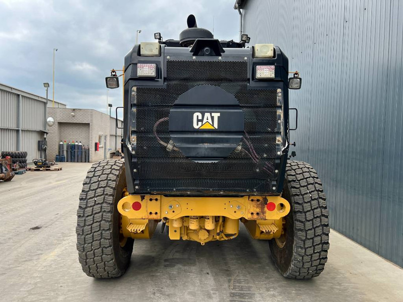 Cat 140M2 AWD - Grejdr: obrázek 3 Cat 140M2 AWD - Grejdr: obrázek 3