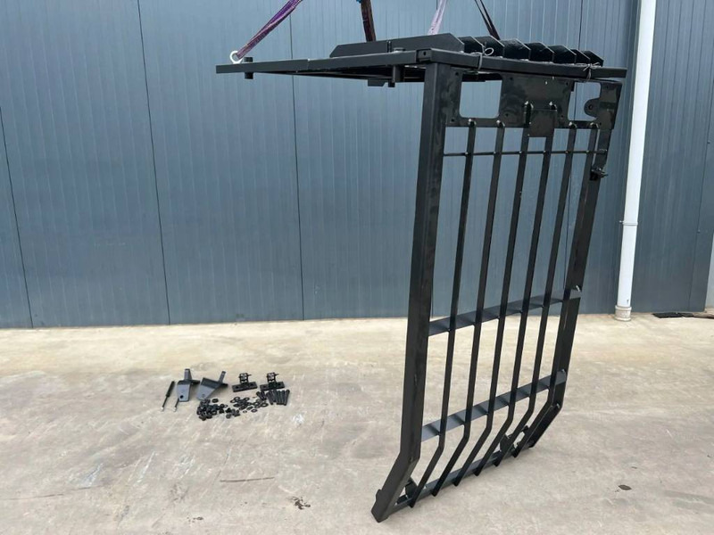 Cat 325D Guard - Kabina a interiér pro Stavební technika: obrázek 1 Cat 325D Guard - Kabina a interiér pro Stavební technika: obrázek 1