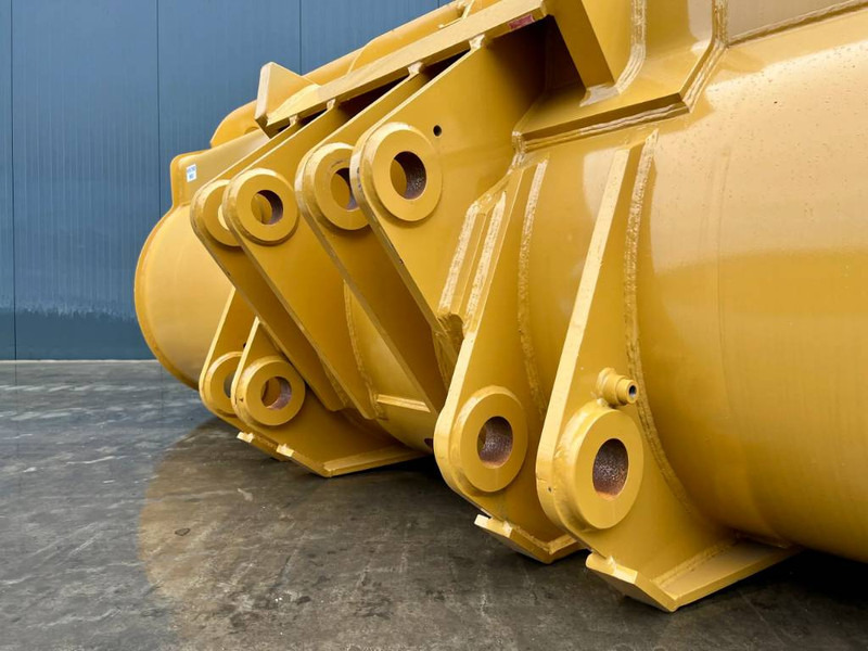 Cat 980 incl. cutting edge + side protectors - Lžíce pro Stavební technika: obrázek 4 Cat 980 incl. cutting edge + side protectors - Lžíce pro Stavební technika: obrázek 4