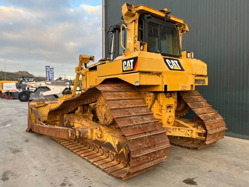 Cat D6T LGP - Buldozer: obrázek 2 Cat D6T LGP - Buldozer: obrázek 2