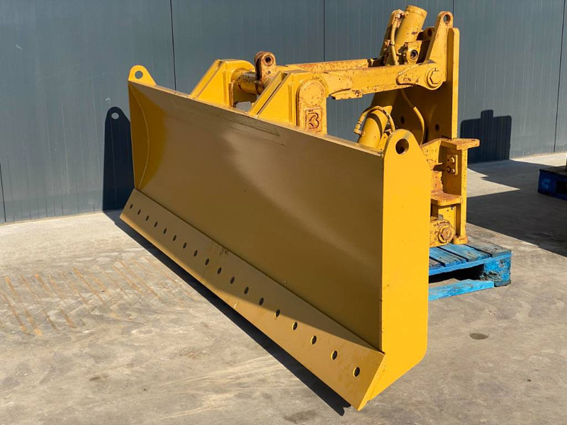 Cat Front Blade + Lift 12H / 120M / 120H / 140G / 140H - Radlice pro Stavební technika: obrázek 2 Cat Front Blade + Lift 12H / 120M / 120H / 140G / 140H - Radlice pro Stavební technika: obrázek 2