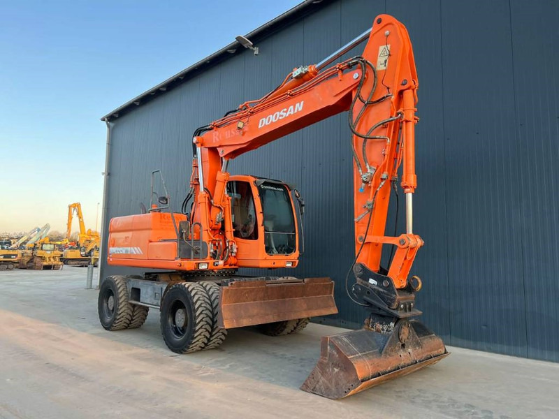 Doosan DX170W - Kolesové rýpadlo: obrázek 2 Doosan DX170W - Kolesové rýpadlo: obrázek 2