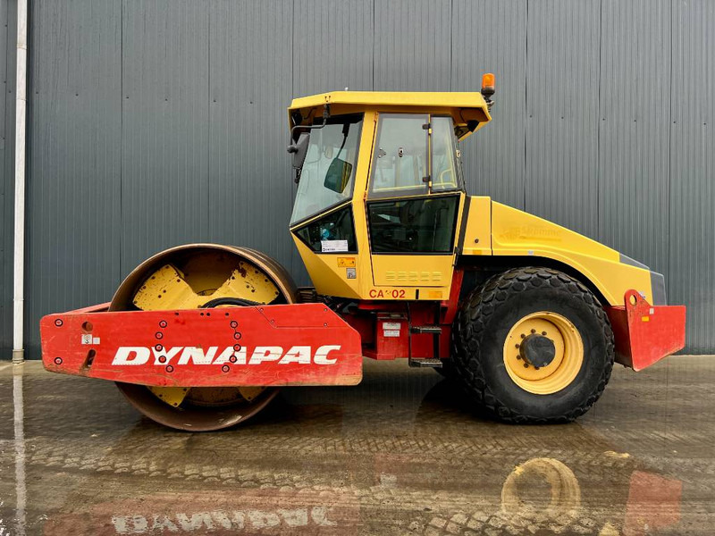 Dynapac CA302D - Válec: obrázek 3 Dynapac CA302D - Válec: obrázek 3