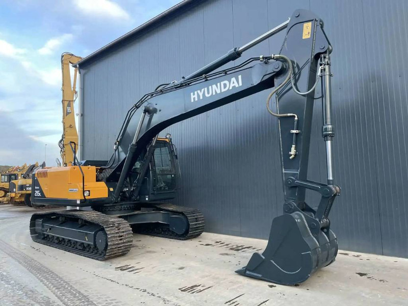 Hyundai R215L - Pásové rýpadlo: obrázek 3 Hyundai R215L - Pásové rýpadlo: obrázek 3
