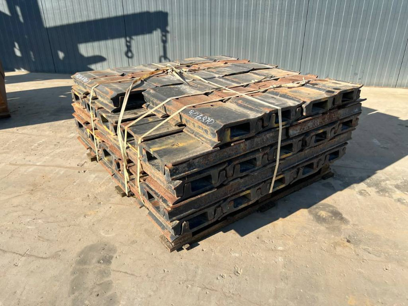 Cat 330C / 330D / 336D / 336E / 336F Shoes - Příslušenství pro Stavební technika: obrázek 1 Cat 330C / 330D / 336D / 336E / 336F Shoes - Příslušenství pro Stavební technika: obrázek 1