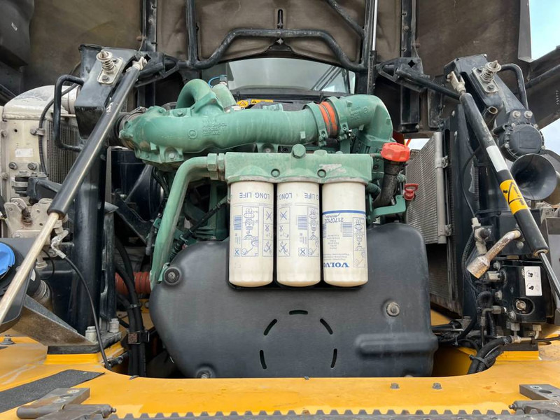 Kloubový sklápěč Volvo A35G: obrázek 11