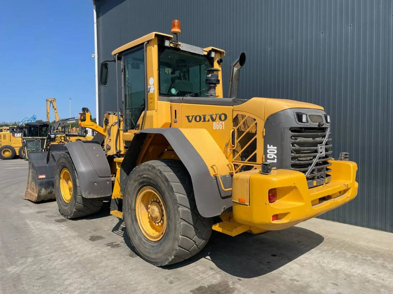 Volvo L90F - 3rd valve - Kolový nakladač: obrázek 2 Volvo L90F - 3rd valve - Kolový nakladač: obrázek 2