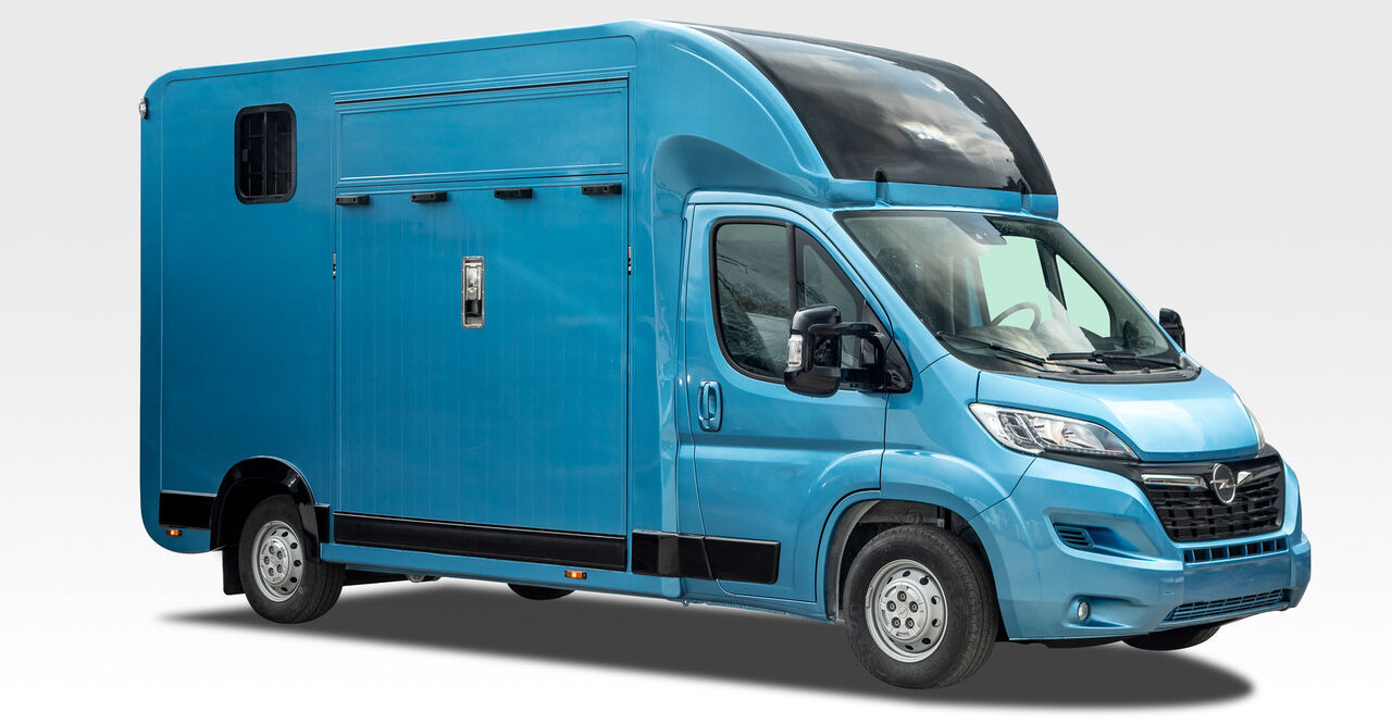 Opel Bannert Koniowoz / Horse Truck / In Stock - Auto na přepravu koní: obrázek 2 Opel Bannert Koniowoz / Horse Truck / In Stock - Auto na přepravu koní: obrázek 2