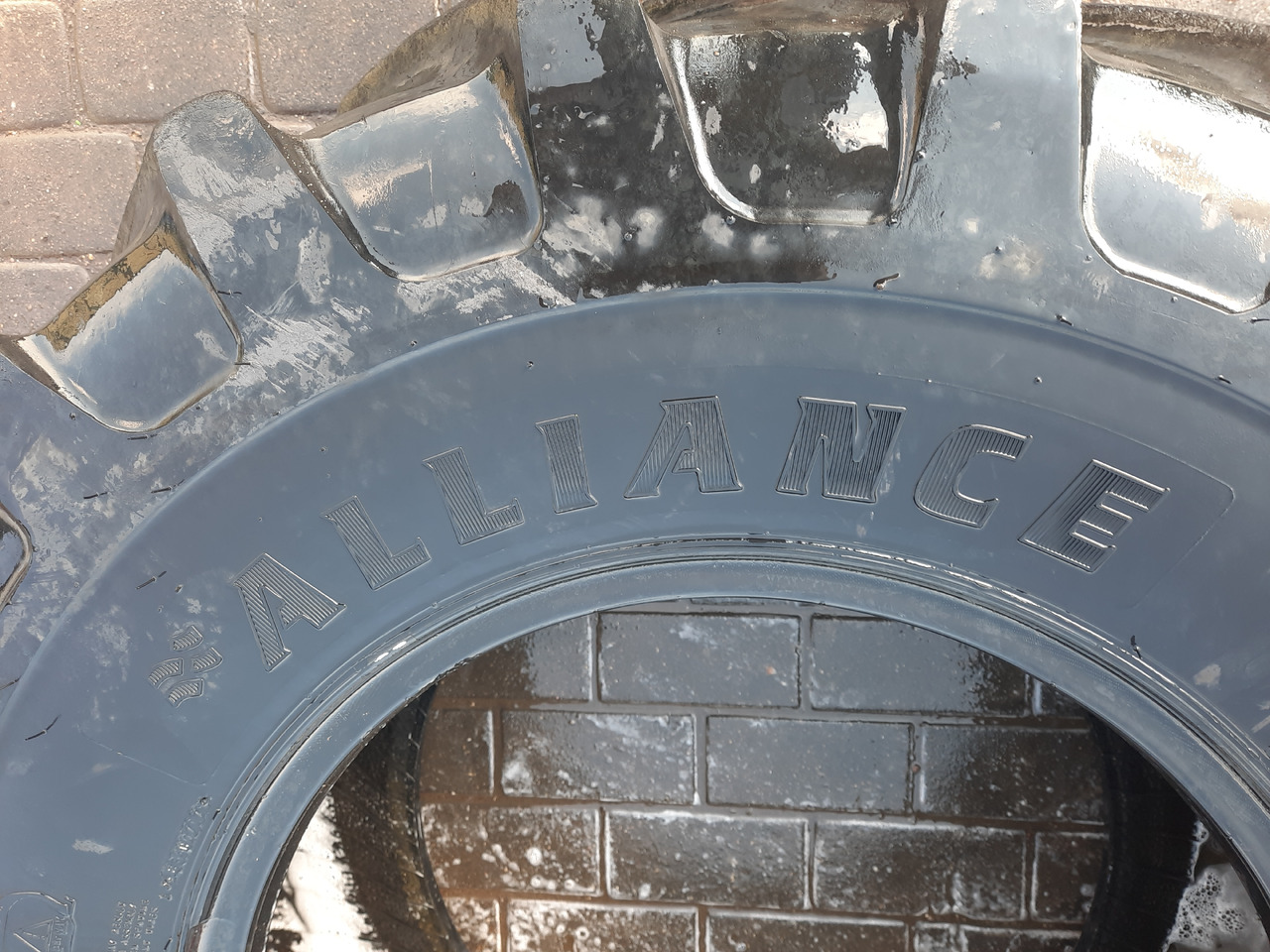 ALLIANCE Agro Industrial - Kompletní kolo pro Zemědělská technika: obrázek 3 ALLIANCE Agro Industrial - Kompletní kolo pro Zemědělská technika: obrázek 3