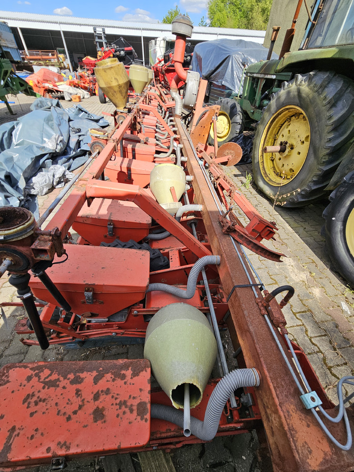 Becker Aeromat - Přesný secí stroj: obrázek 5 Becker Aeromat - Přesný secí stroj: obrázek 5