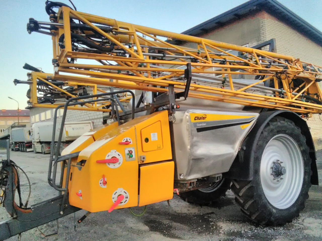 CHAFER GUARDIAN 2 - Postřikovač: obrázek 2 CHAFER GUARDIAN 2 - Postřikovač: obrázek 2