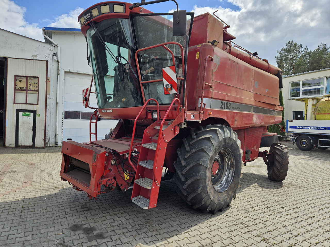Case 2188E - Sklízecí mlátička: obrázek 1 Case 2188E - Sklízecí mlátička: obrázek 1