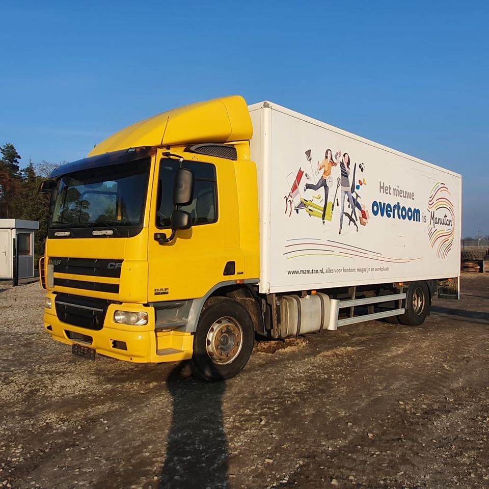 DAF CF 65.220 - Skříňový nákladní auto: obrázek 1 DAF CF 65.220 - Skříňový nákladní auto: obrázek 1
