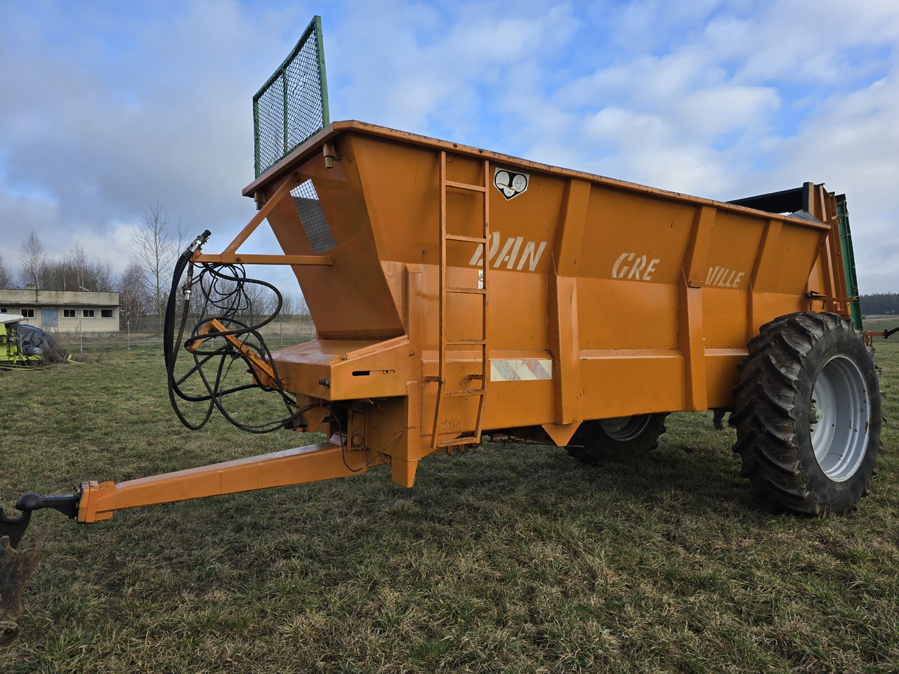 DANGREVILLE 14 - Rozmetadlo chlévské mrvy: obrázek 1 DANGREVILLE 14 - Rozmetadlo chlévské mrvy: obrázek 1