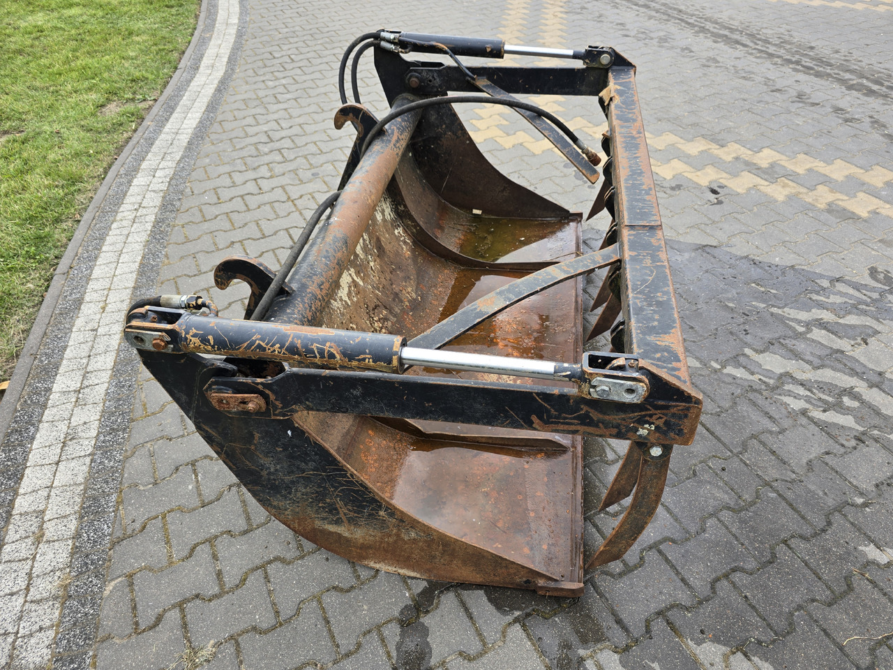 FAUCHEUX 170 cm - Technika na siláž: obrázek 4 FAUCHEUX 170 cm - Technika na siláž: obrázek 4