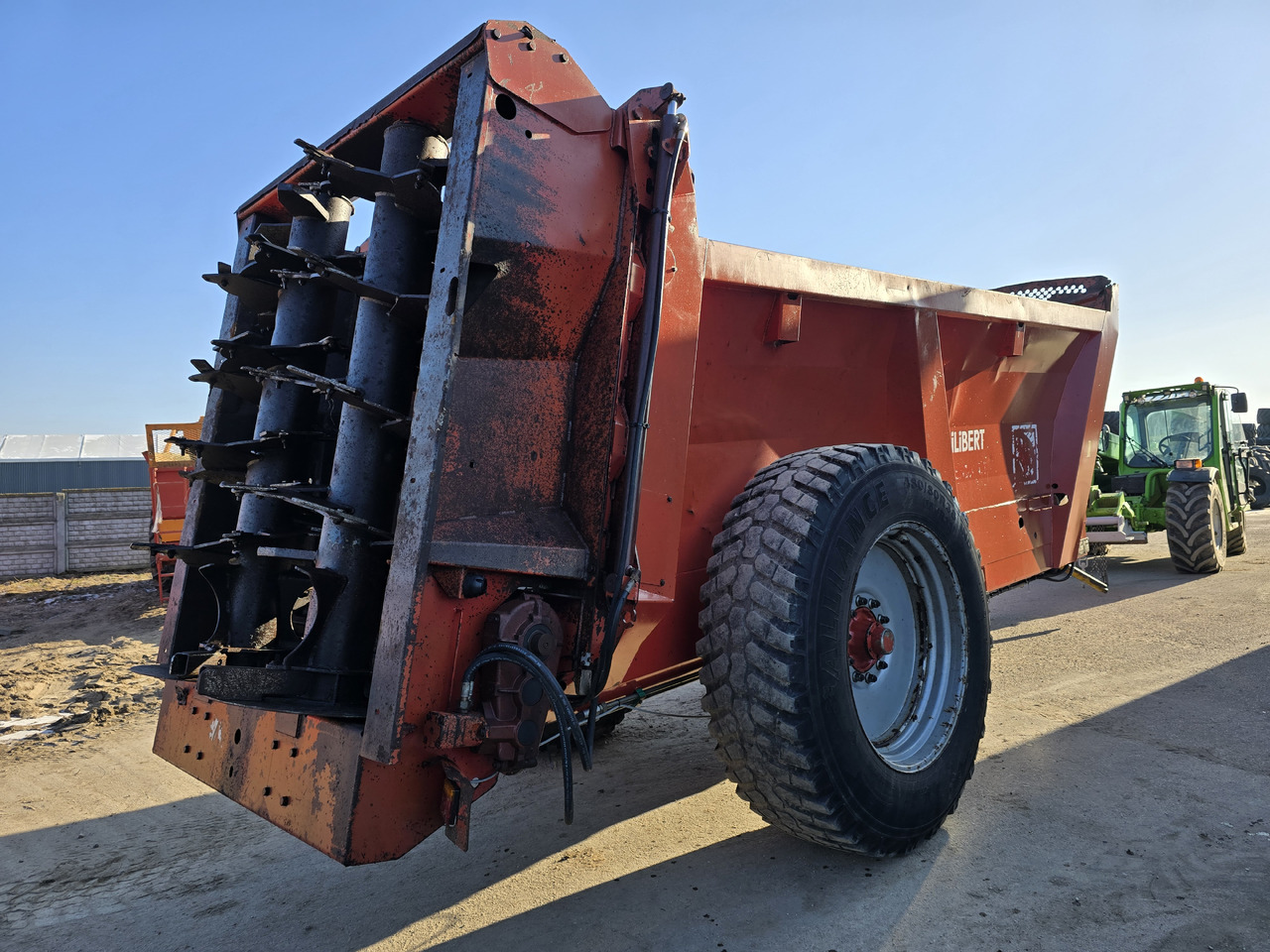 GILIBERT HELIOS 15 - Rozmetadlo chlévské mrvy: obrázek 5 GILIBERT HELIOS 15 - Rozmetadlo chlévské mrvy: obrázek 5