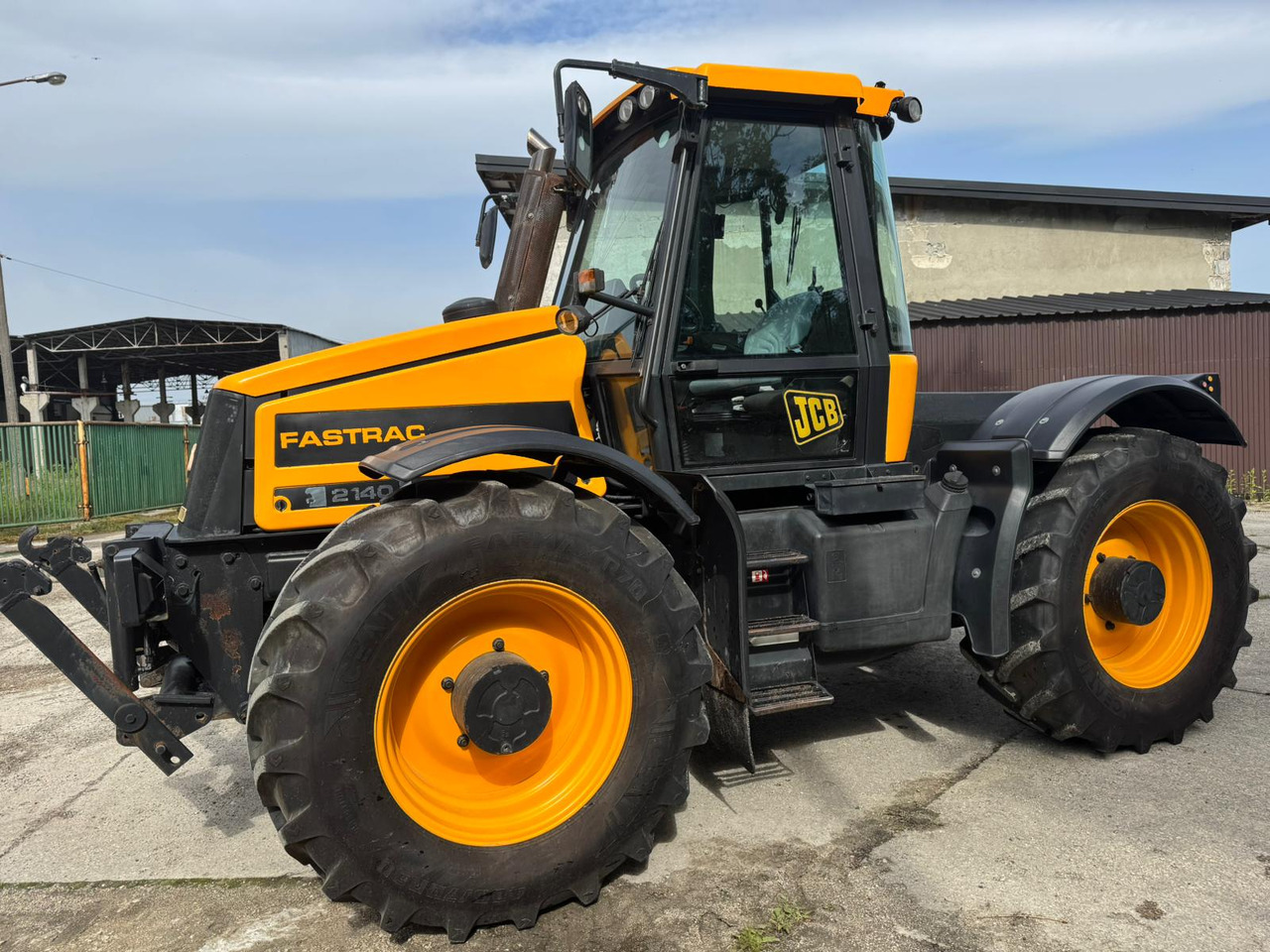 JCB FASTRAC 2140 - Traktor: obrázek 1 JCB FASTRAC 2140 - Traktor: obrázek 1