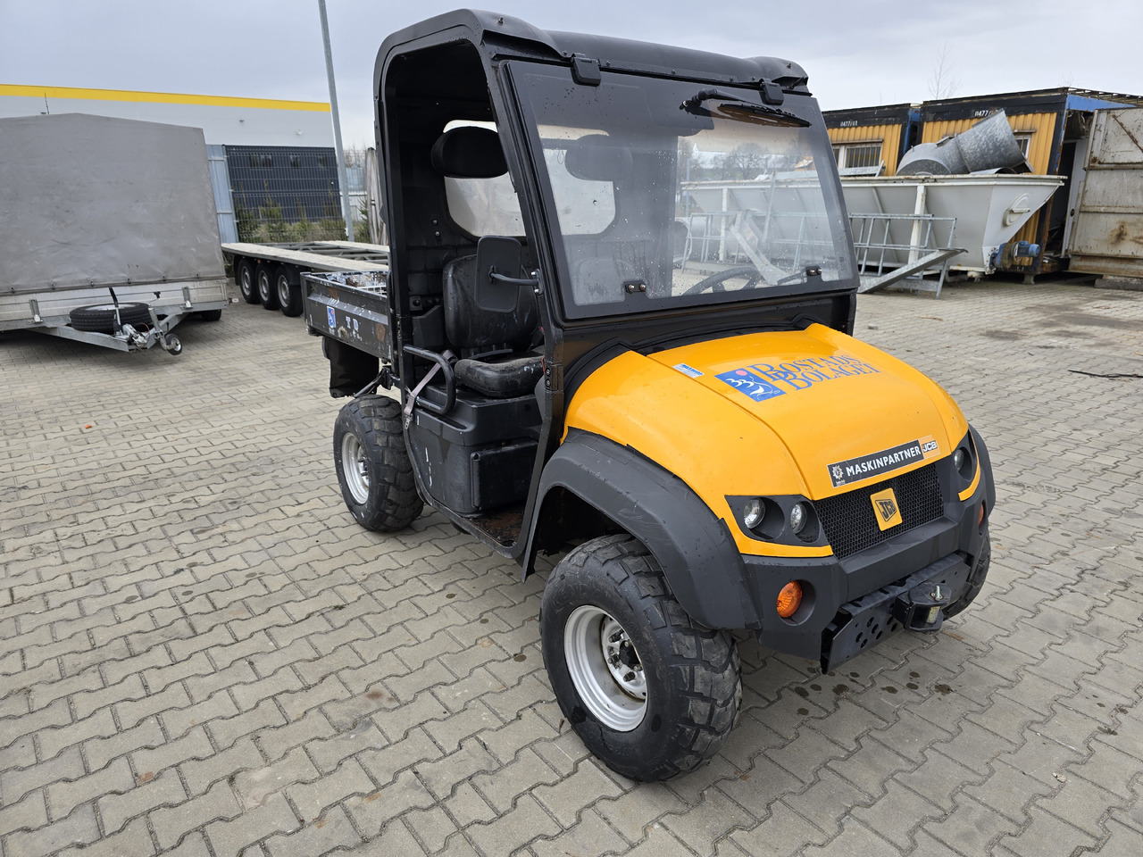 JCB WORKMAX 800D - Čtyřkolka: obrázek 4 JCB WORKMAX 800D - Čtyřkolka: obrázek 4