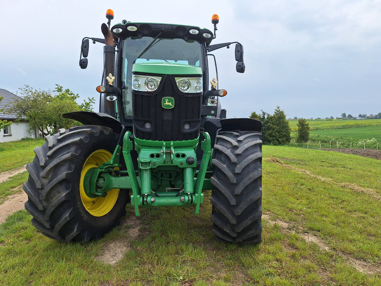 John Deere 6190R - Traktor: obrázek 5 John Deere 6190R - Traktor: obrázek 5