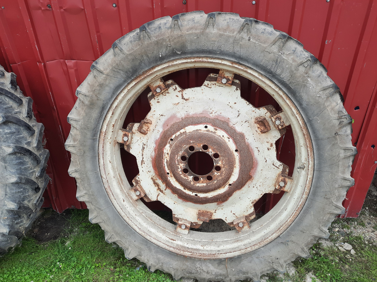 KLEBER Super 3 11.2 R44 - Kompletní kolo pro Zemědělská technika: obrázek 4 KLEBER Super 3 11.2 R44 - Kompletní kolo pro Zemědělská technika: obrázek 4