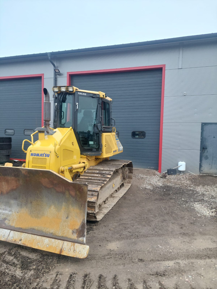 KOMATSU D51PX-22 - Buldozer: obrázek 4 KOMATSU D51PX-22 - Buldozer: obrázek 4